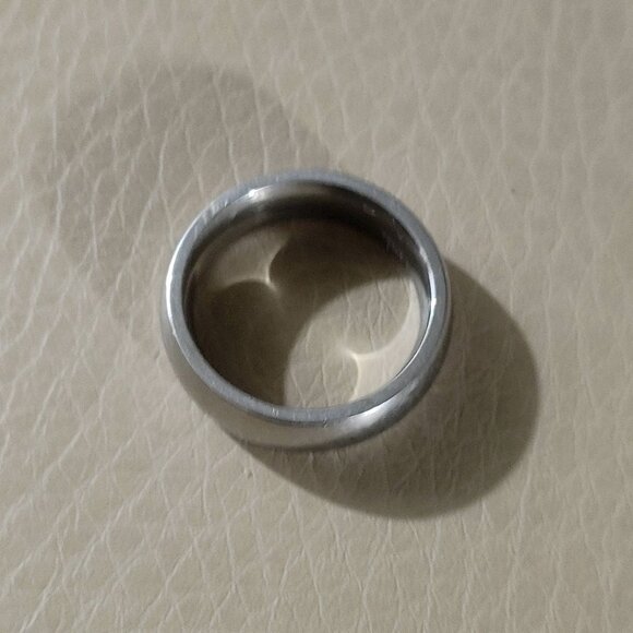 Wedding Band Ring Size 6 Stainless Steel Comfort Fit Polished Finish - Picture 3 of 8